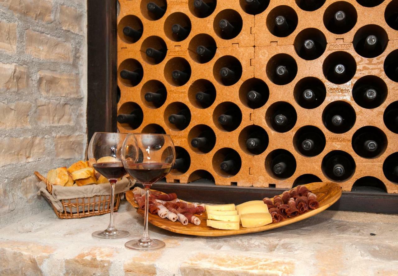 Hacienda Nikolic Villa Milna  Ngoại thất bức ảnh